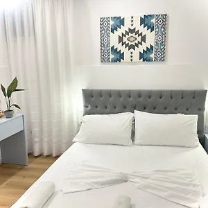 *** Hotel Square Albania